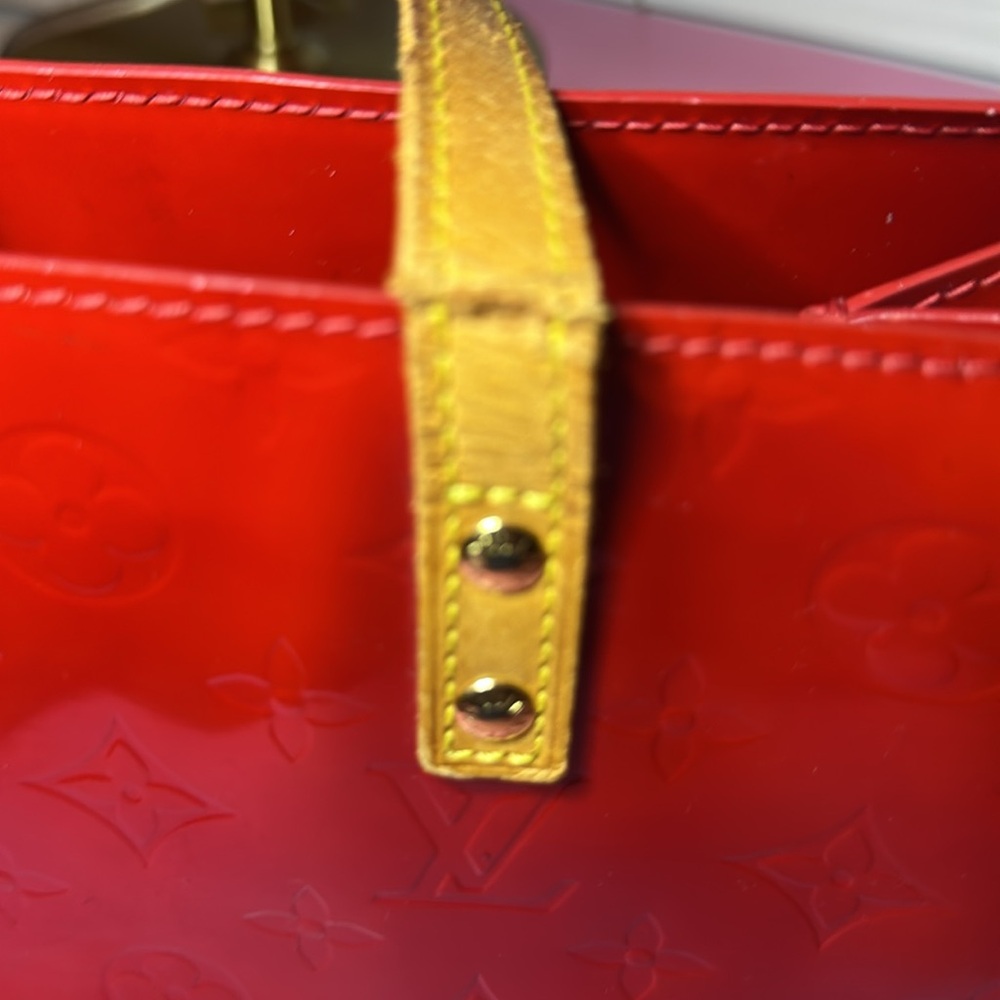 Authentic Louis Vuitton Vernis Red Reade PM M91088  Hand Bag NS020525 - Picture 11 of 16